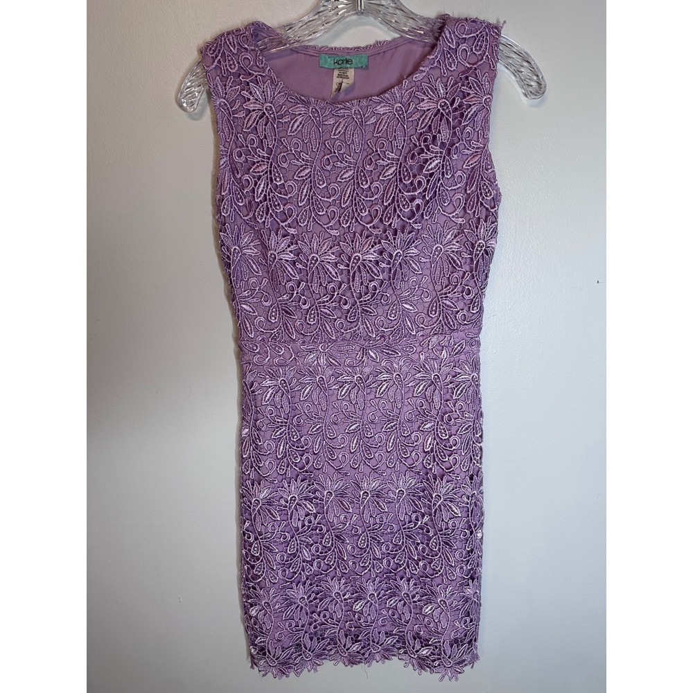Karlie Lavender Floral Lace Mini Dress Sleeveless Cutout Back Purple 5035-IJZ